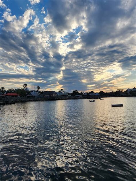 1000 lake sumter landing